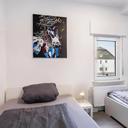 Am Suedwall Rechts - Modern, Geraeumig & Familienfreundlich