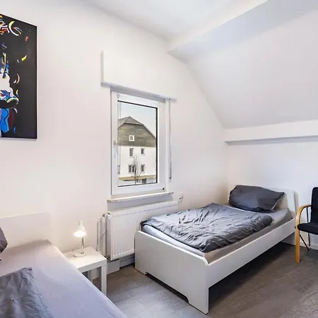 Am Suedwall Rechts - Modern, Geraeumig & Familienfreundlich