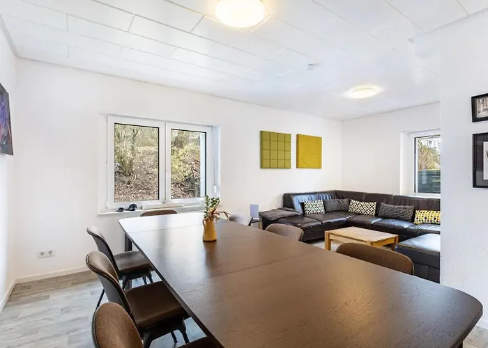 Am Suedwall Rechts - Modern, Geraeumig & Familienfreundlich Medebach
